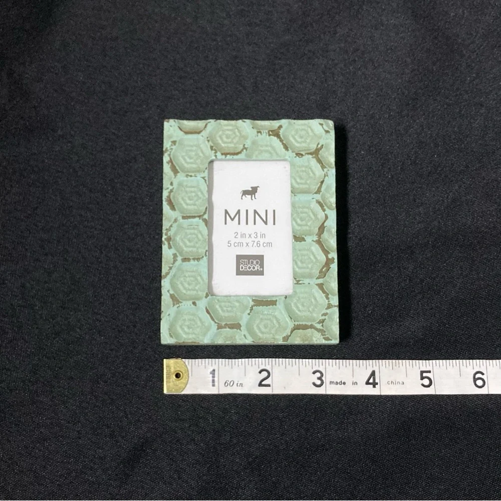 Studio Decor Mint Green Distressed Easel Back Mini 2” x 3” Picture Frame